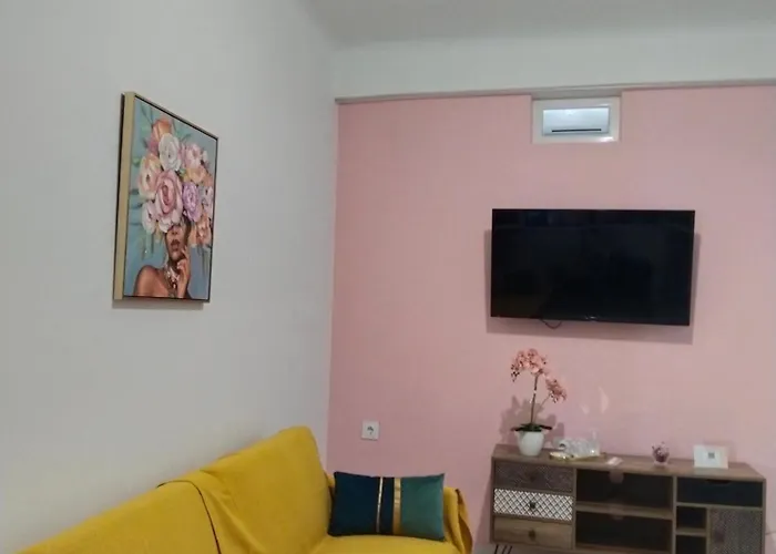 Roses Ηouse. Heraklion Creta